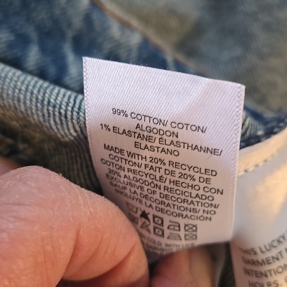 Lucky Brand Barrel Leg Raw Hem Size 4 Jeans EUC Medium Wash - Picture 10 of 11